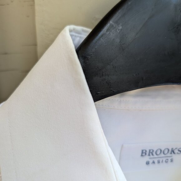 Brooks Brothers Basics Button Down Cotton Shirt - Picture 9 of 10